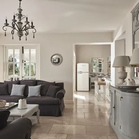 Lagaria Villa Skinaria